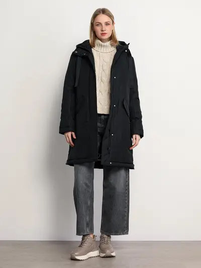 Куртка утепленная черного цвета